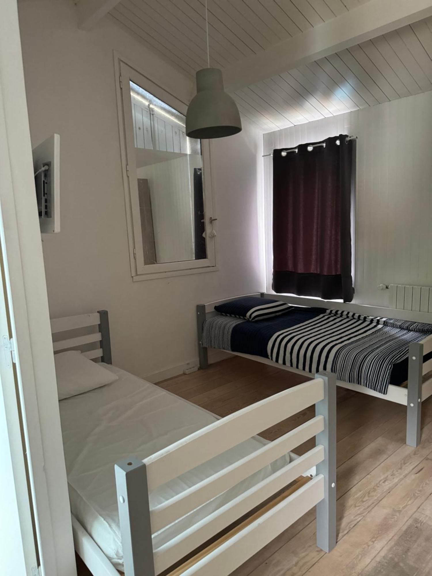Chambres D'Hotes Des Tours A La Rochelle Λα Ροσέλ Εξωτερικό φωτογραφία
